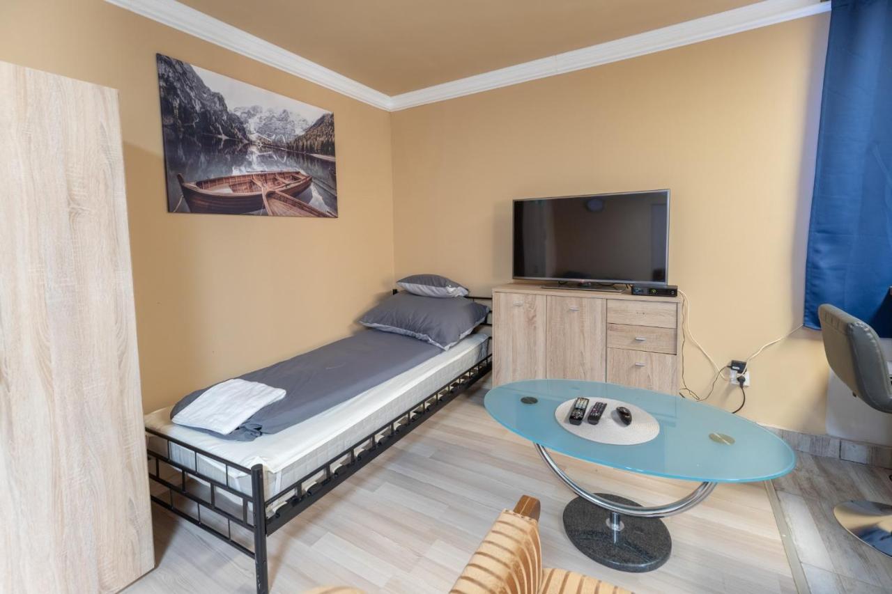 Ferienwohnung Ivanhoe Apartman Nyírbátor Exterior foto